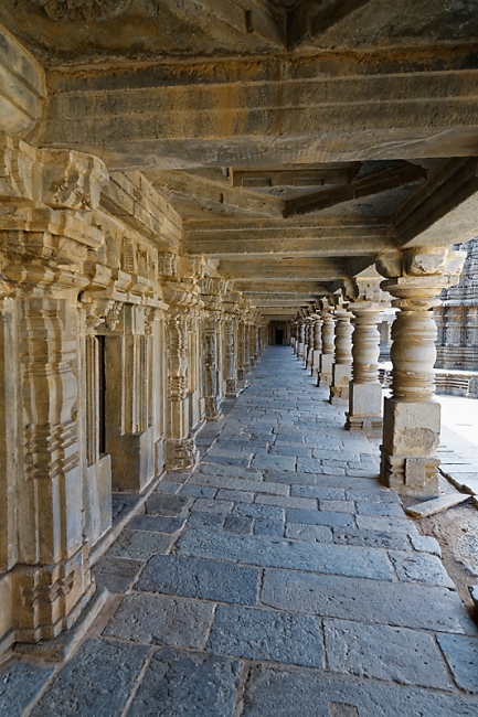 Somnathpur-Temple de Keshava-004